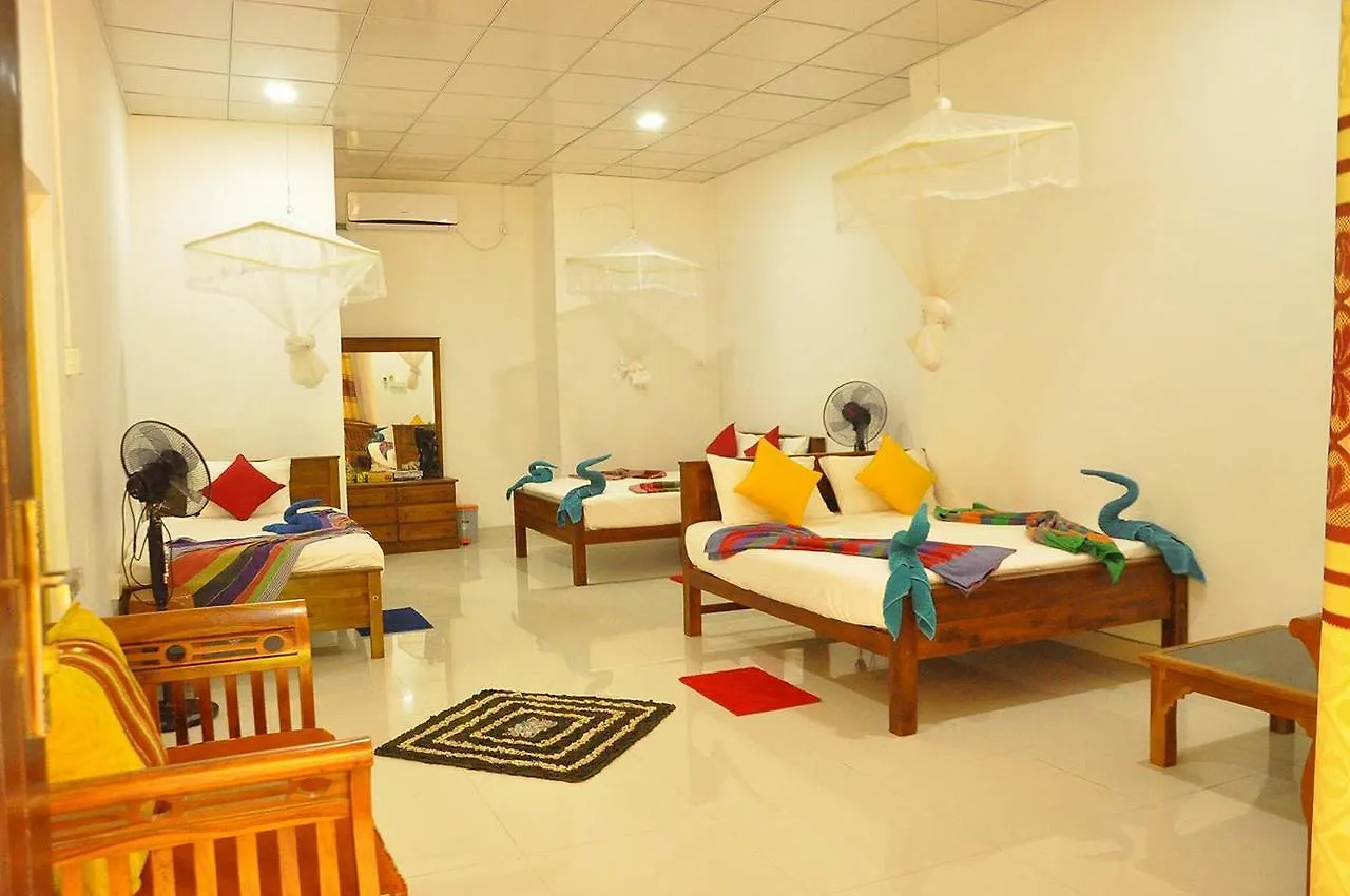 Accommodatie bij particulieren Sigiri Corridor Home Stay Sigiriya