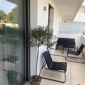 https://entre-mer-et-marseille.fr-provencehotel.com